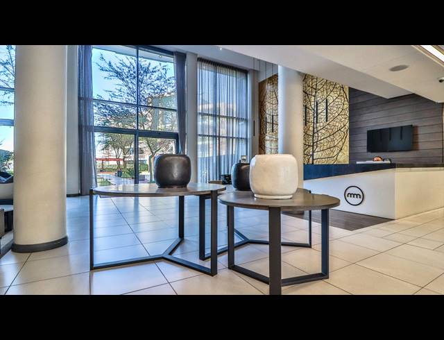 1 BEDROOM APARTMENT FOR SALE IN MENLYN